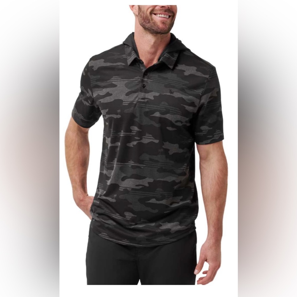 EUC• Men's TravisMathew Showdown Stealth Hooded Polo (Camo)